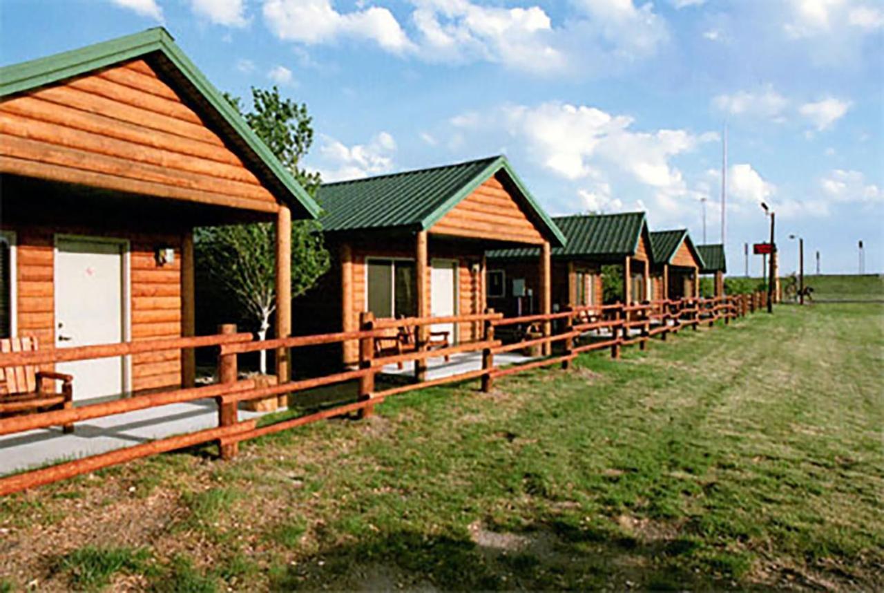 Badlands Frontier Cabins Wall Exterior photo