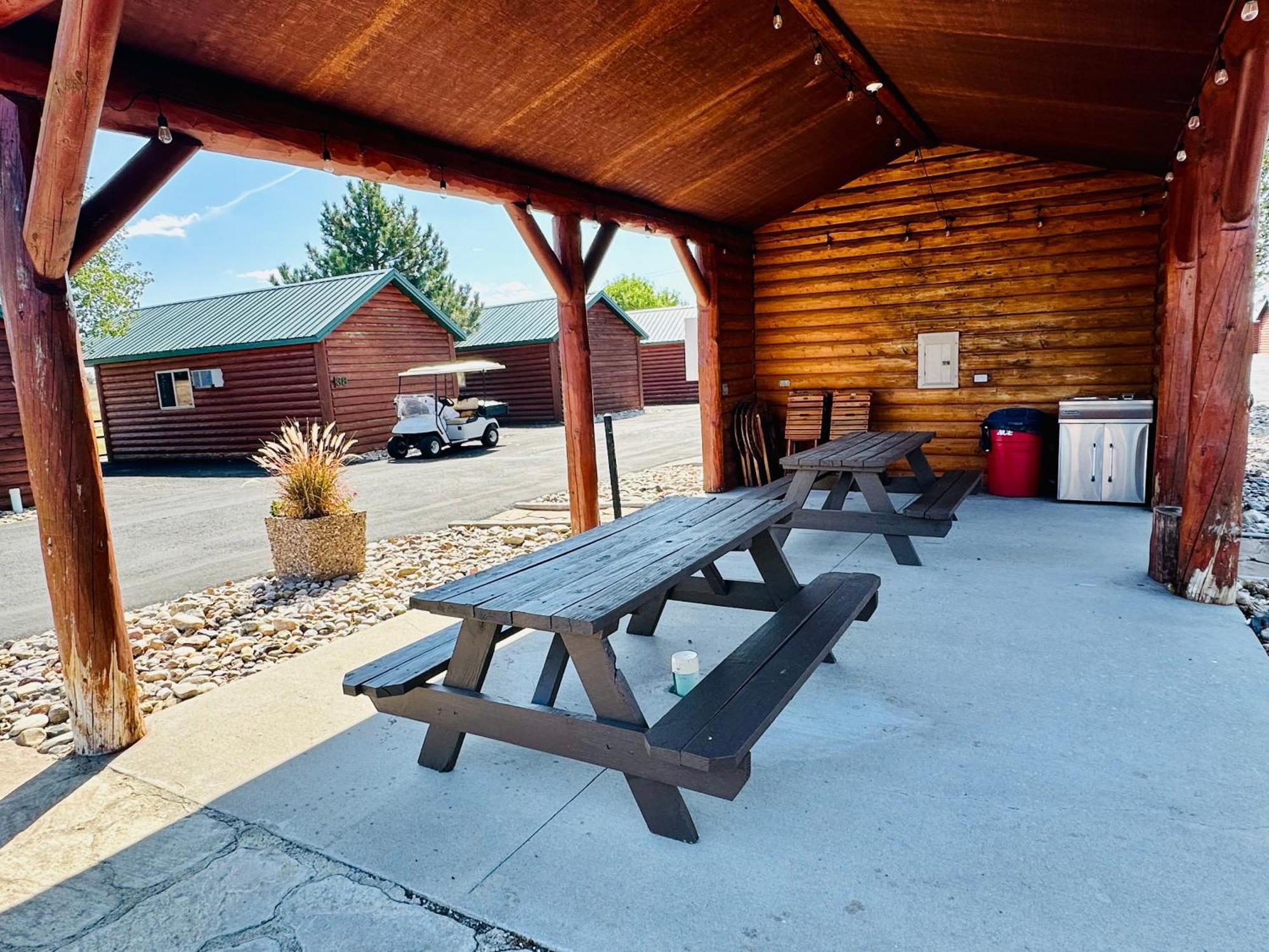 Badlands Frontier Cabins Wall Exterior photo